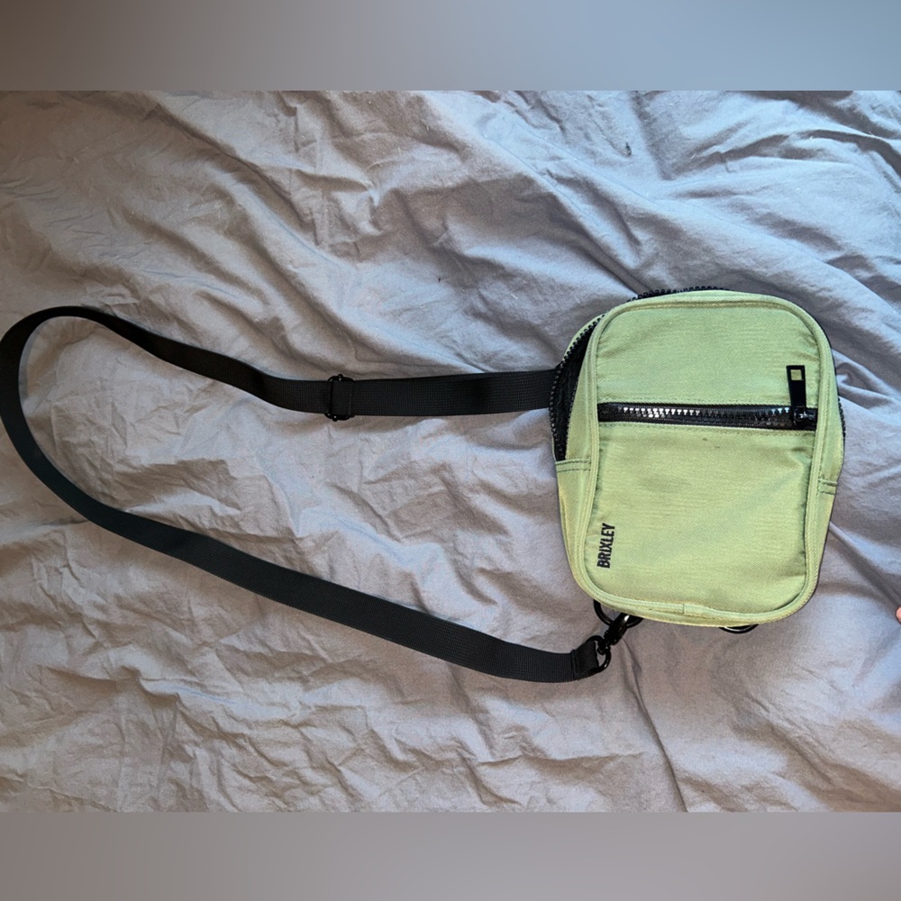 Brixley Forest Crossbody Sling preowned